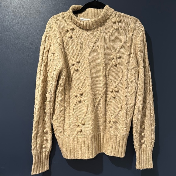 cupcakes & cashmere Sweaters - EUC pre loved turtle neck sweater